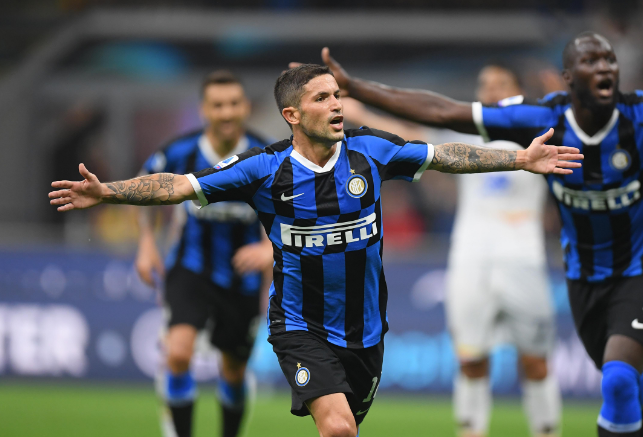 里程碑，国安36岁后卫王刚已在中超出战200场（36岁国安后卫王刚达成中超200场里程碑）