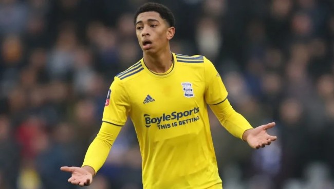 记者：阿森纳关注巴特萨吉，AC米兰标价4500万欧元（记者：阿森纳有意巴特萨吉，AC米兰要价4500万欧元）