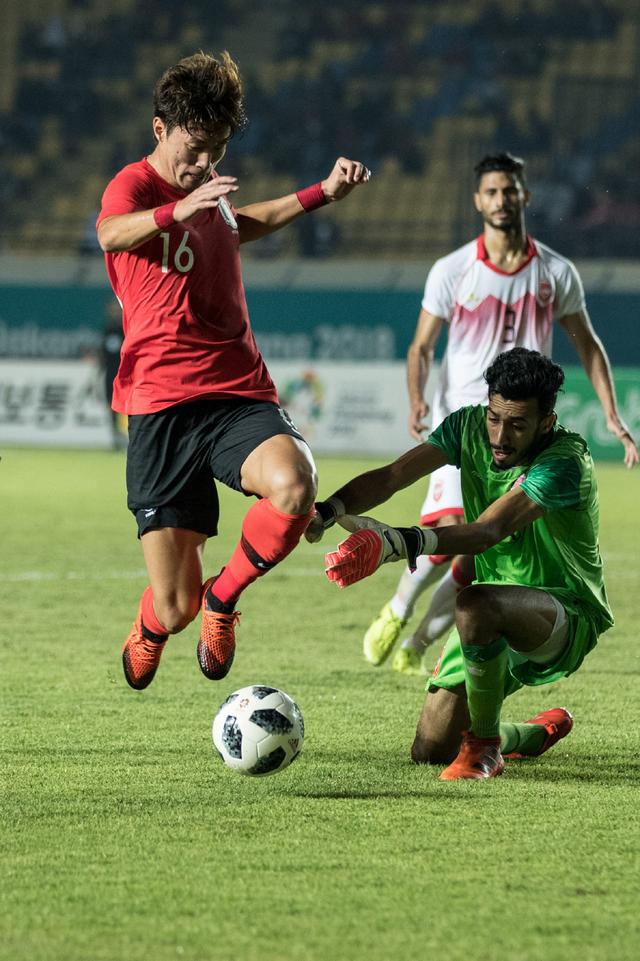 霍伊伦本赛季意甲10场4球，与上赛季联赛进球数持平（霍伊伦意甲本季10战4球，追平上赛季联赛进球数）