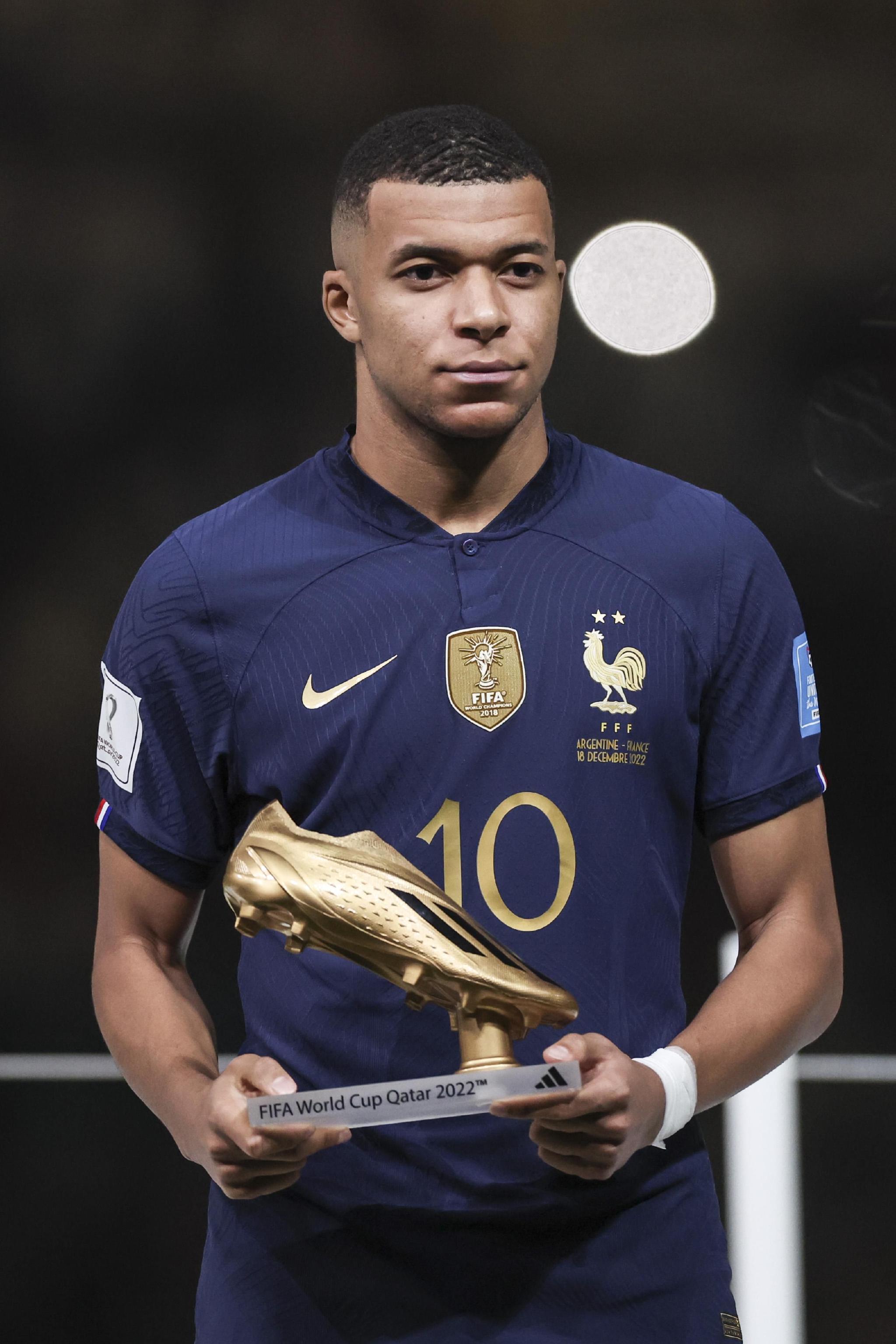 TA批评科纳特：他是利物浦最稳不定的球员，状态已今非昔比