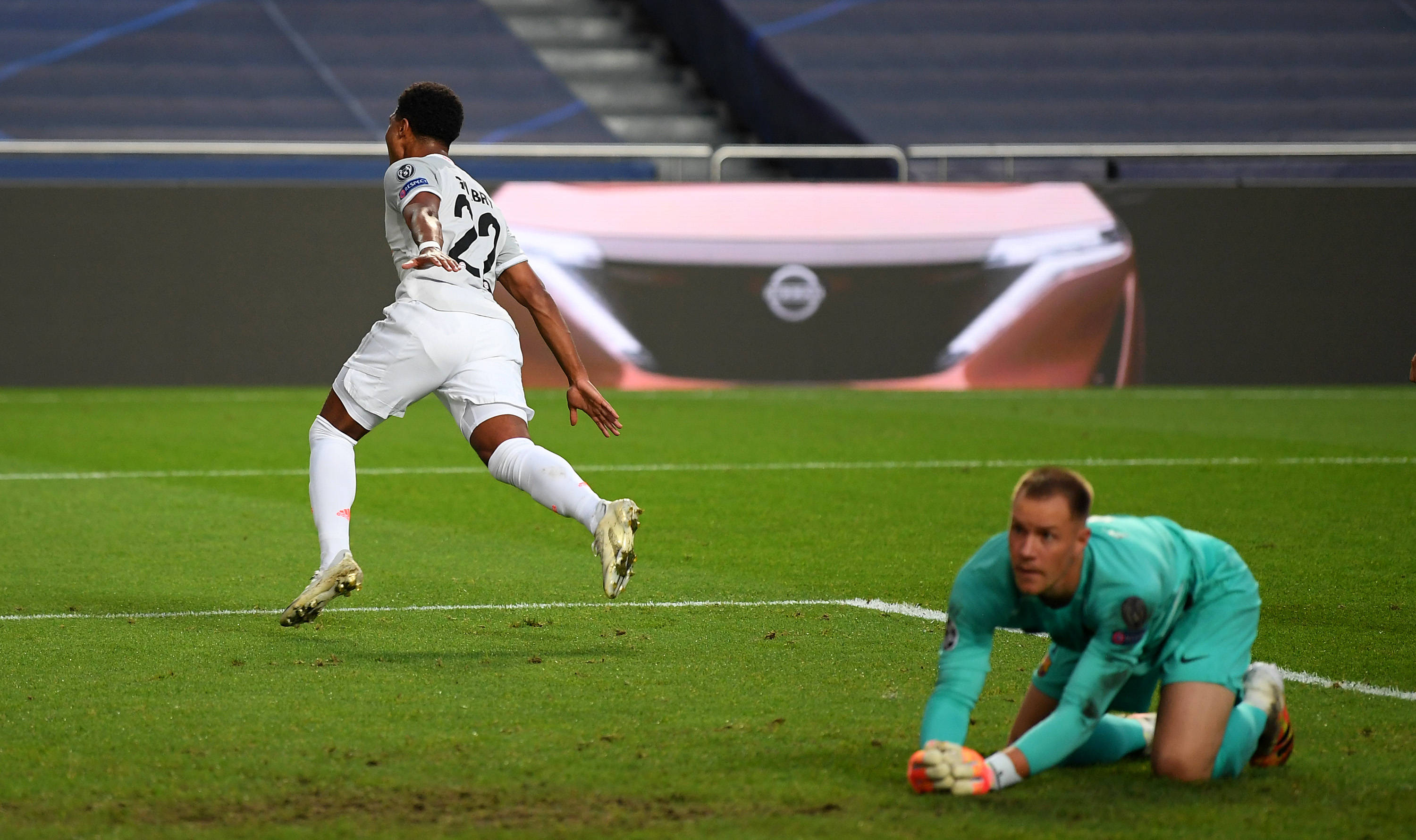 库里至少再缺席3场！科尔表示期待他能在与森林狼的比赛回归