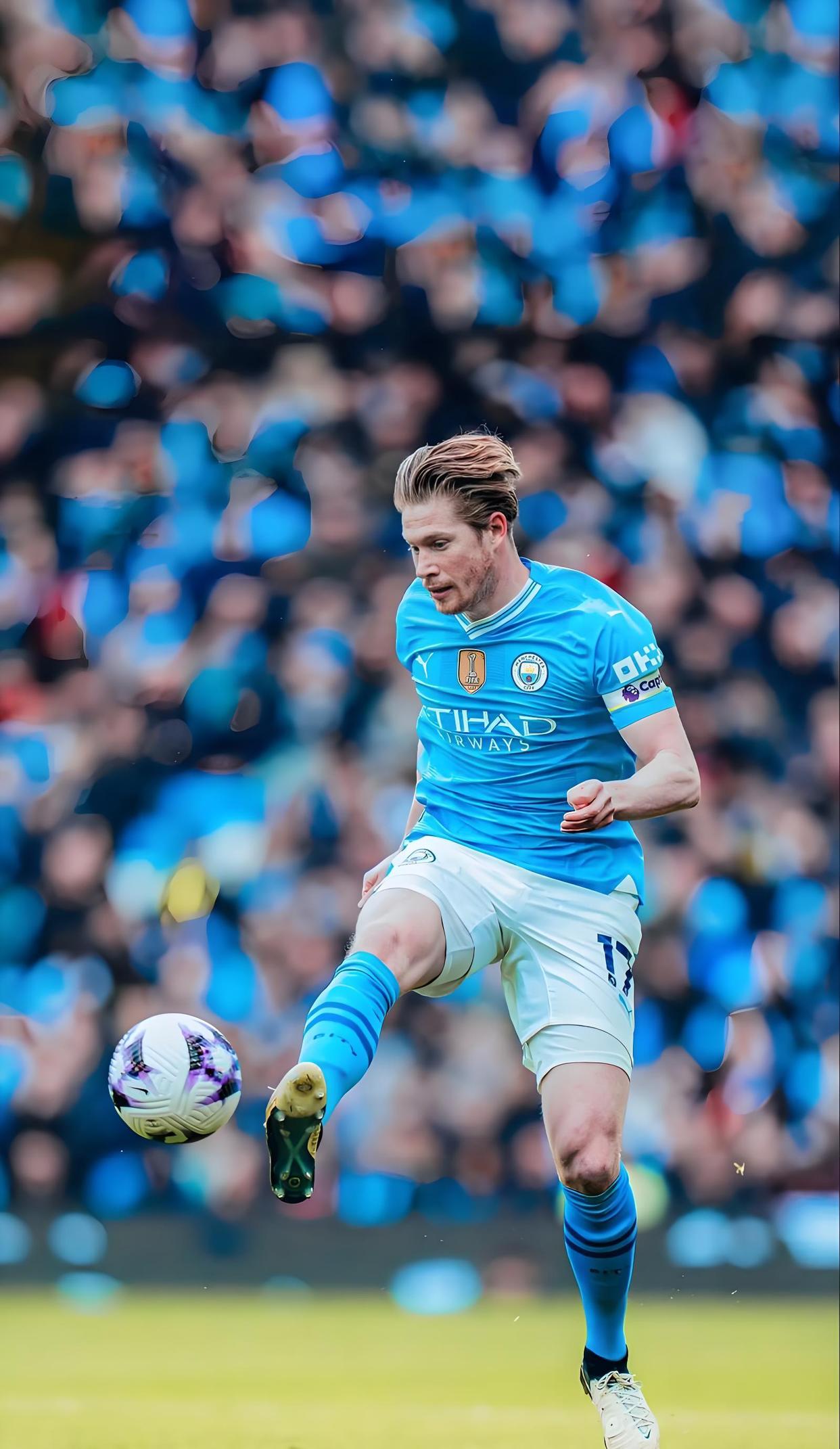 弗里克：当然想执教梅西，但他合同比我的晚一年到期